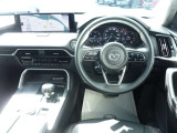◆チルト&テレスコピックステアリング◆ドライバーのさまざまな体格に応じて適切な運転姿勢を取りやすいよう、ハンドルの前後位置と高さを調整できます◆