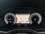 Audiバーチャルコクピットを搭載。必要な情報を見やすく表示する先進技術です。