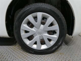 純正デザインのホイールキャップです 車両デザインを損ねることのないデザインです