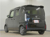 当社では、お客様に安心してお車をお選びいただくため、ご購入前に現車のご確認をお願いしております。