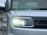 LEDヘッドライトが明るく照らし夜間の走行も安心です♪