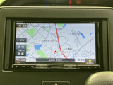 高精細な地図表示で、道に迷う心配はありません。スムーズなナビゲーションで、目的地まで安心してお届けします。