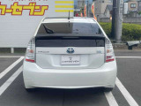 車の販売はもちろんですが、車検・鈑金工場を完備しております。お車の事なら何でもご相談ください。