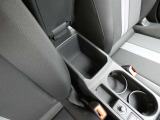■Audiでは独自の基準をクリアした車だけをAudi認定中古車として認めています。条件を満たした車だけが、認定資格を持つテクニシャンの手による100項目にも及ぶ点検・整備を受け、お客様のもとへ届けられます。