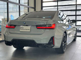 BMWのメカニックによる、100項目の納車前点検エンジン、ミッション、マフラー、電気系統やコンピュータなどを詳細に点検します。交換基準の部品があれば、純正部品を使用し整備した後にお客様にお渡しします。