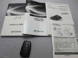取説・メンテナンスノート・スマートキーの3点セットです。