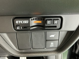 ETC2.0が標準装備です。高速道路の渋滞情報や静止画像提供などをナビとリンクして画面でお知らせします。また、高速道路の一時退出対象インターでは料金据え置きで一時退出もできます