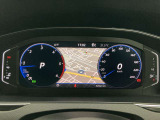 運転中も見やすいメーター内ナビ表示をご確認ください。