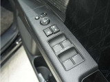 ◆パワーウィンドウスイッチ◆運転席から全席の窓の開閉操作を行うことが出来いつでも換気ができます!