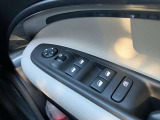 八光AUTO MOTIVEの強みはサポート力です。これまで培ってきた経験と技術力、スピードを生かして、お客様ひとりひとりを八光AUTO MOTIVE全店でサポートさせて頂きます。