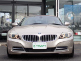 BMW在庫保有台数常時100台以上!ご来店の際はBMW本店(厚木市下荻野140-1)にご来店ください!弊社自慢の全天候型ショールーム!BMW在庫保有台数常時100台以上ございます!