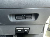 料金所をスムーズに通過できるETC装備