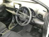 見通しのよいすっきりとした視界で、誰でも運転しやすいです。運転のしやすさは疲れにくさにも繋がりますよ♪
