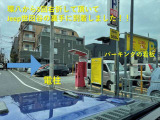 環八から3回右折して頂くとJeep世田谷の裏手に到着致します!パーキングの看板と道路に少し出た電柱が目印です!Jeep世田谷で有意義な時間をお過ごし下さい!