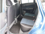 お車のご納車は待ち遠しいもの。1日でも早くご納車が出来るよう、整備拠点と販売店を結ぶ輸送ラインを確立しております。