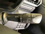 ☆オートライト機能☆車外の明るさに応じて自動的でヘッドランプを点灯および消灯します。夕暮れ時やトンネルなどで便利です!