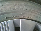 タイヤサイズは、185/60R16です。