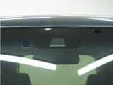 ◆Honda SENSING◆ カメラ等装置で精度の高い検知能力を発揮、安全運転を支援します。ステアリング上のコントローラーに注目!