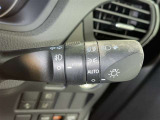 【オートライト】車外の明るさに応じて自動的にライトの点灯・消灯をしてくれます