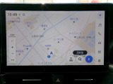 DCM(専用通信機)を装備したコネクティッドナビです。なお無償でのご利用期間は限定(令和9年5月まで)されています。詳しくは営業スタッフにお問い合わせください。
