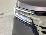 LEDヘッドライト☆HIDヘッドライトより省電力かつ、ライトを点けた際の立ち上がりも早いです☆寿命も長いのでお財布にも優しいオススメ装備☆