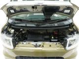 ◆エンジンルーム◆車の心臓部分のエンジンルームが汚いとトラブルの基になります。当店は専用の液剤を使って徹底的に綺麗にします。