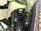 お車を安心してお乗りいただく為には、足回りの定期点検が欠かせません。サービスサポート(有償保証)では無料点検もご提供しており、安心のカーライフをお過ごしいただけるサポート体制が整っています。