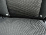 ◆ISOFIX◆シートベルトいらずでチャイルドシートと固定金具を連結するだけでガッチリ固定できます。