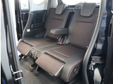 弊社でお車をご購入頂いたお客様は、一部車種を除いて【オイル交換永久無料】となっております。※詳細はスタッフまでお問合せ下さい。