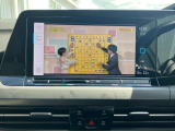 App-Connect:お使いの対応スマートフォンを繋げて使い慣れたアプリを車載画面でご利用可能。モバイルサービスWe Connectでは、スマートフォンと車両を連携し様々な情報取得