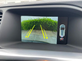 【パークアシスト・カメラ】駐車時に後方がリアルタイム映像で確認できます。大型商業施設や立体駐車場での駐車時や、夜間のバック時に大活躍!運転スキルに関わらず、今や必須となった装備のひとつです!