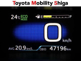 写真撮影時の走行距離です「中古車ハイブリッド保証」付き。ハイブリッド機構を無償で保証します。保証期間は、初度登録年月から10年目まで、または3年間の長い方。ただし累計走行距離が20万Km以内です。