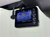 万が一のトラブルのときにも役に立つドライブレコーダーを装備しています。側面衝突や幅寄せ・割り込み対策に!
