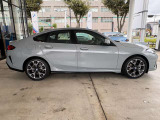 国道1号線に沿い横浜市営地下鉄「三ッ沢上町駅」から徒歩約10分。 BMW Premium Selection 横浜三ッ沢店 / 〒240-0062神奈川県横浜市保土ヶ谷区岡沢町322-3