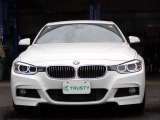 BMW在庫保有台数常時100台以上!ご来店の際はBMW本店(厚木市下荻野140-1)にご来店ください!弊社自慢の全天候型ショールーム!BMW在庫保有台数常時100台以上ございます!