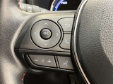 ナビゲーションに視線を移さず、ハンドルから手を離さず、運転に集中したまま手元でオーディオ操作できます♪