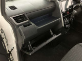 中古車のコンディションはそれぞれです、販売は原則として実車を見てからとさせて頂いております。是非見に来て下さいませ!