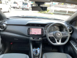 インパネ周りは、このように機能的にまとまっています。もちろん室内はクリーニング済みでキレイです!