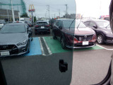 スライドドアは手動開閉となります。