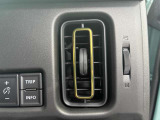 運転席エアコンルーバー