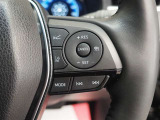 レーダークルーズコントロール(全車速追従機能付)付きです。車速に応じて追従支援してくれるので、ロングドライブも快適です。詳細は販売店スタッフまでおたずねください。