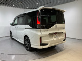 ご納車までの期間ですが、県内のお客様は1、2週間、県外のお客様は2、3週間ほどでご納車が可能となります。但し、書類の状況によっては多少の前後もありますので、その際には何卒ご了承下さい。
