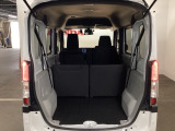 開口部が広くて低いから、重い荷物もスムーズに。毎日の暮らしに寄り添う使い心地を形にしました。荷物を載せるたび、その便利さを実感していただけるはずです。