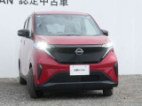 LEDヘッドライトです。ハイビームアシスト・ヘッドランプをハイビームにして走行中、前方の対向車や先行車がいたり、明るい場所を走行すると自動でロービームになります。