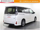 後続車から視認性の良いストップランプの配置で追突抑制になります。