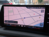 ◆iDriveを装備。操作系統をディスプレイから独立させることで、人間工学に基づいた最適な運転環境を実現しております。◆