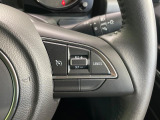 【クルーズコントロール】高速道路もラクラク走行。アクセルを離しても一定速度で走行ができ、長距離運転時の負担を軽減!加速・減速も簡単なスイッチ操作で調整できます。