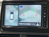 【アラウンドビューモニター】車を上から見下ろしているかのような映像で周囲の状況がひと目で確認、狭い駐車場に駐車するときも安心です♪♪障害物などがあると警告音がなりますので安心して駐車が出来ます★