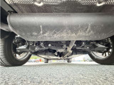 【下廻り防錆塗装】下回りの防錆加工も大人気オプションです。下回りを融雪剤などから長期間お守り致します。是非お車と一緒にご検討くださいませ。