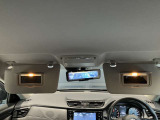 バニティーミラーも付いてます☆お出かけの際にエチケットチェックに嬉しい装備です☆
